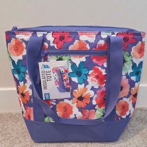 30 can capacity insulated cooler tote